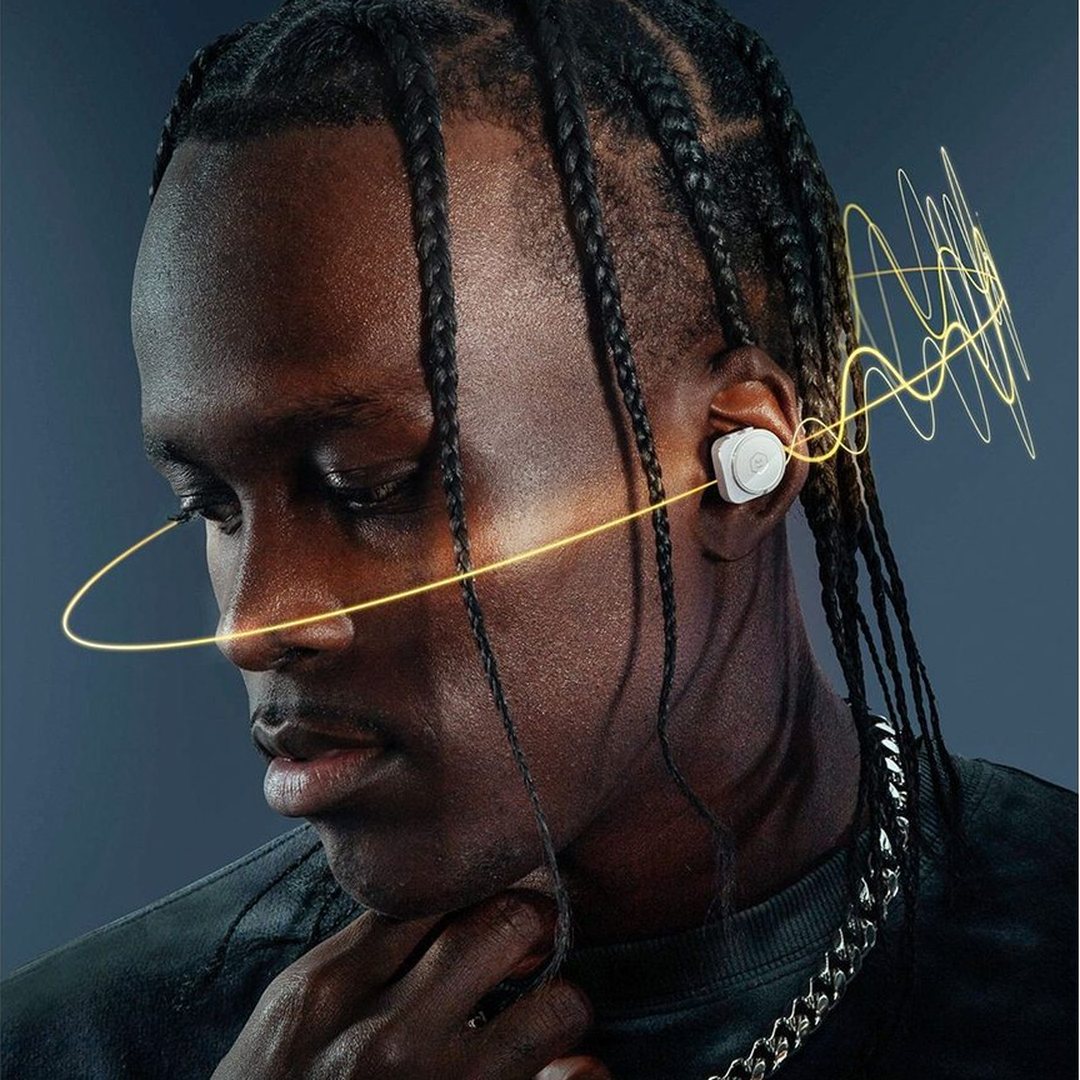 Reference — portrait with a light trail of sound